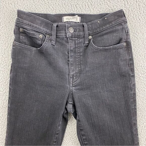Madewell Women's Mid-Rise Kick Out Crop Flare Stretch Jeans | Size: 28 - Picture 3 of 16